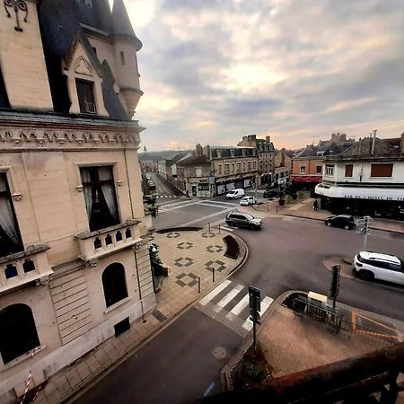 Maison De Ville Au Centre De Fismes Esterno foto